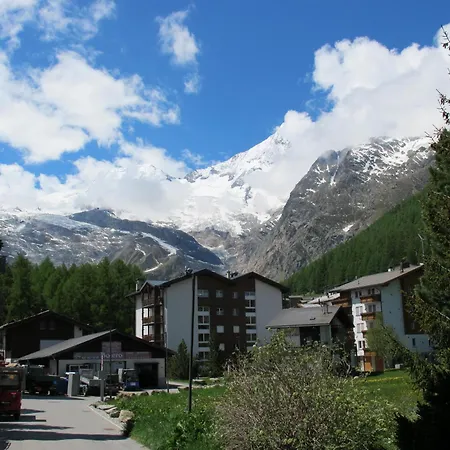 Appartementhaus Venetz Saas107 Ruhige Lage Direkt An Skibushaltestelle 公寓 萨斯费